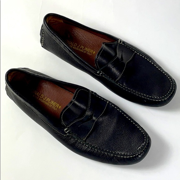 Donald J. Pliner Other - Donald Pliner Varran Leather Driving Moccasins